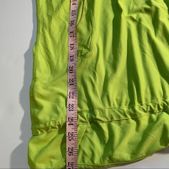 Athleta Chartreuse 1/4 Zip Sleeveless Tank Sz L - Picture 8 of 8